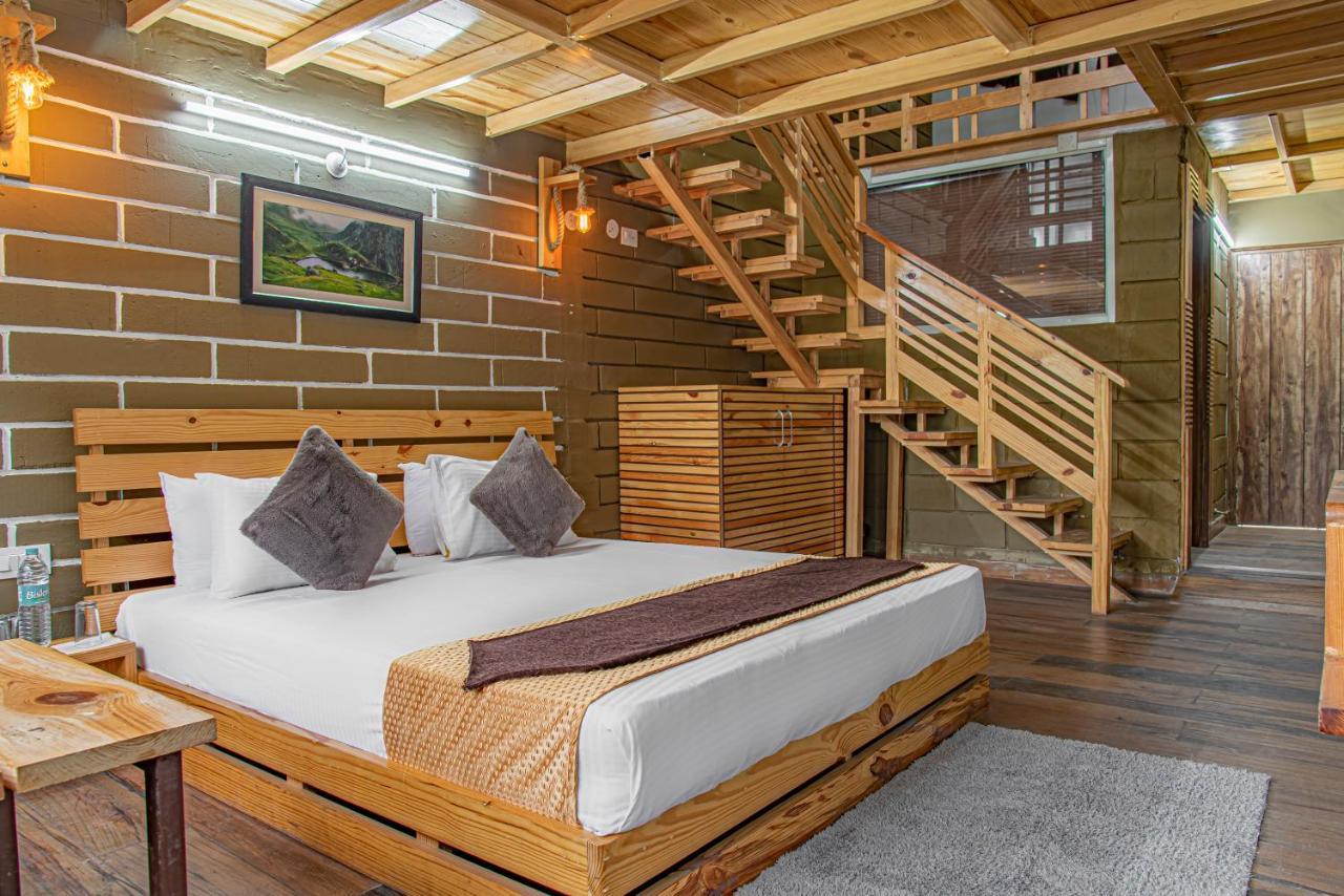 The Hillcrest Paradise Kasauli Bagian luar foto