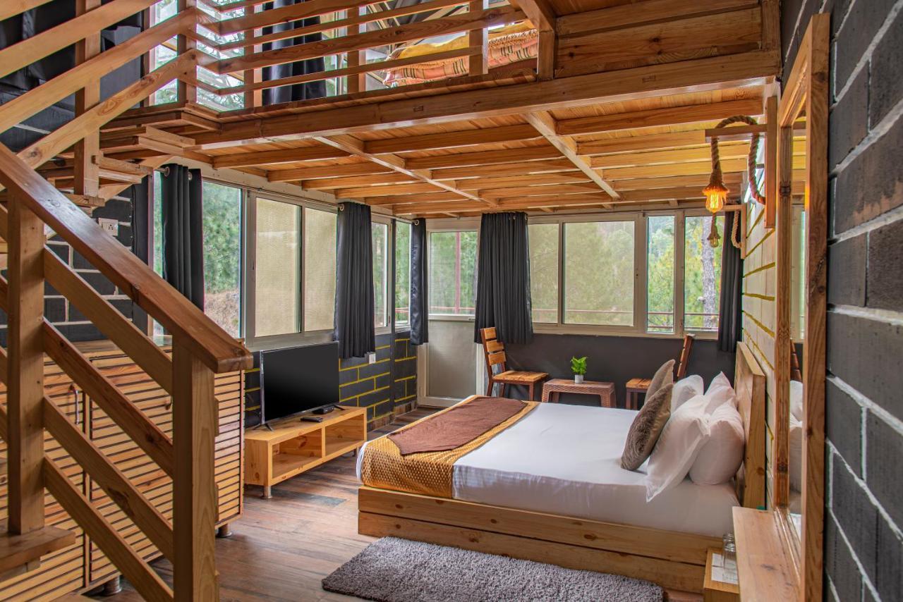 The Hillcrest Paradise Kasauli Bagian luar foto