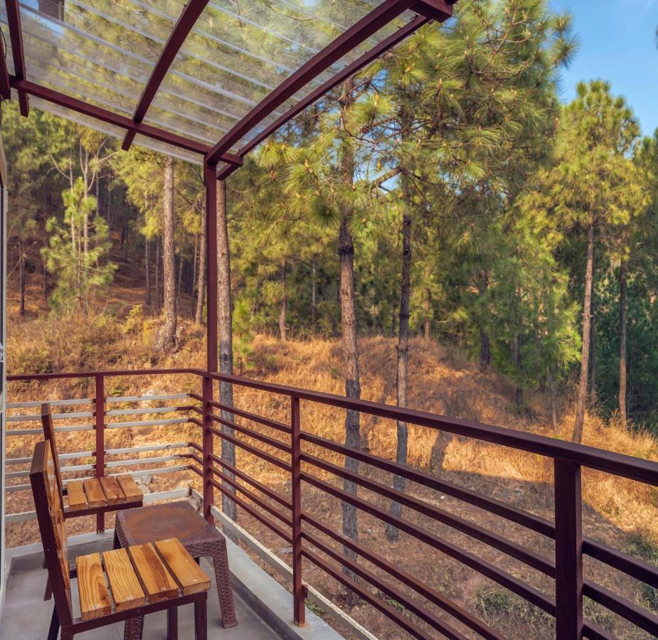 The Hillcrest Paradise Kasauli Bagian luar foto