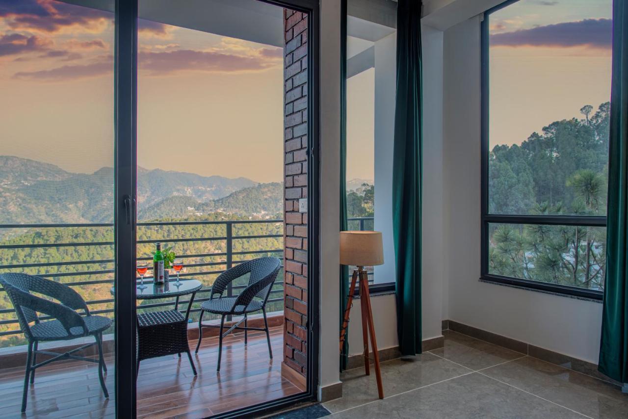 The Hillcrest Paradise Kasauli Bagian luar foto