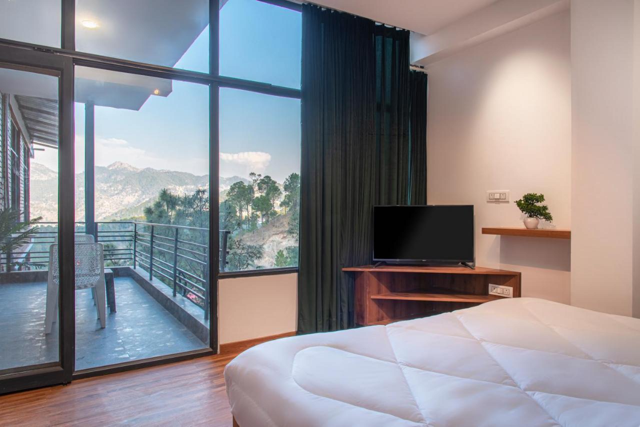 The Hillcrest Paradise Kasauli Bagian luar foto